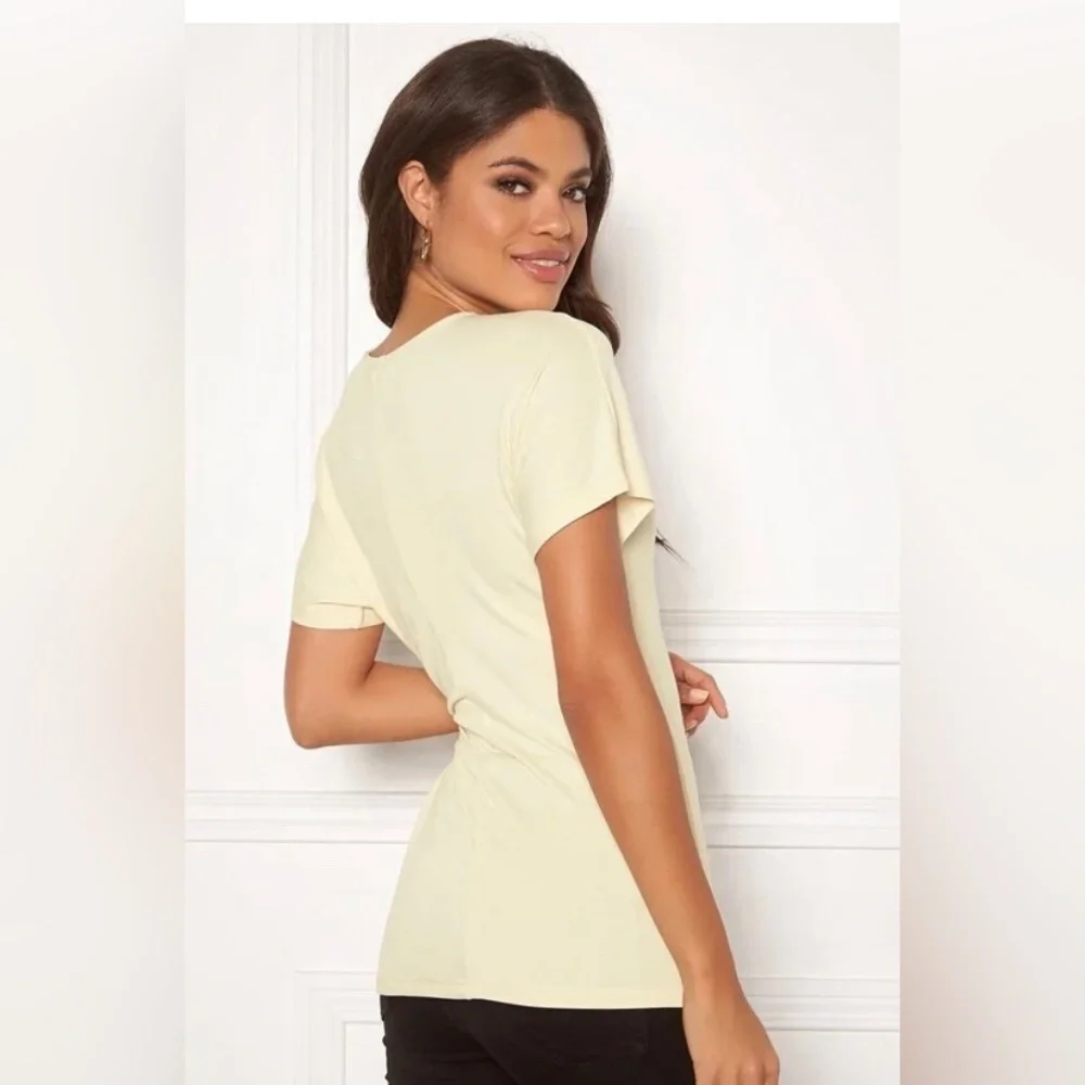 🔥🔥Vero Moda Top - Picture 2 of 6